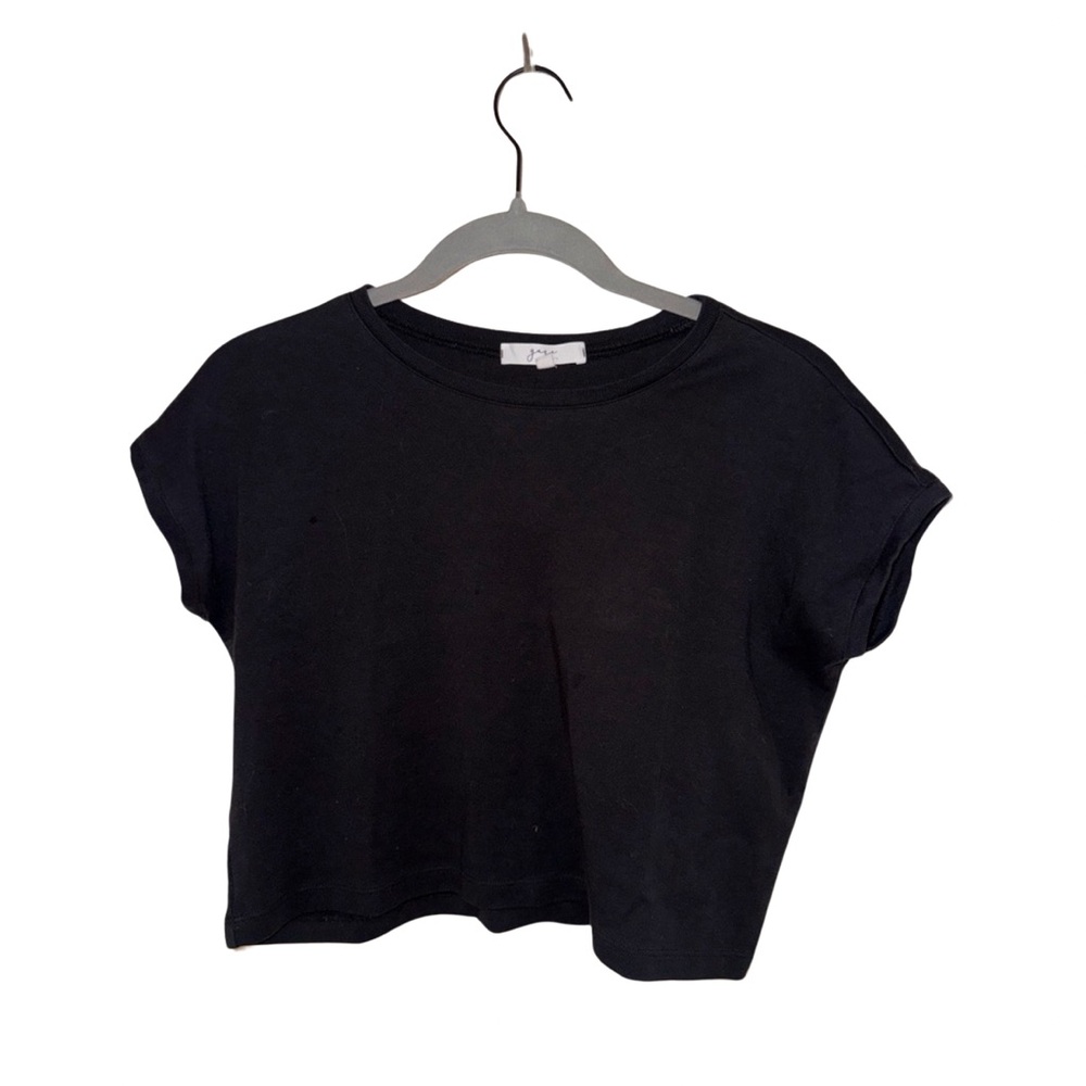 Gaze Black Boxy Cropped Tee with Cap Sleeves